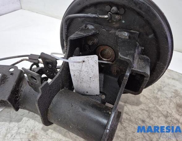 Axle RENAULT TWINGO III (BCM_, BCA_)