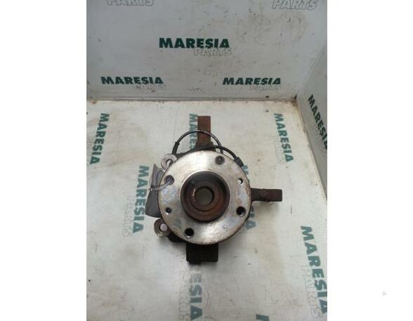 Stub Axle RENAULT Clio III (BR0/1, CR0/1), RENAULT Clio II (BB, CB)