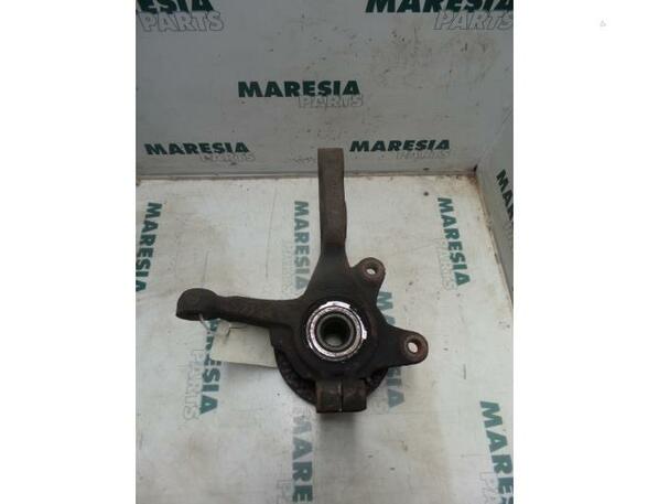 Stub Axle RENAULT TWINGO I (C06_)