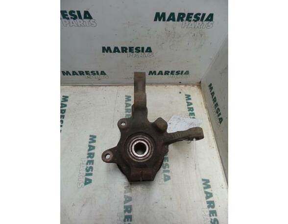 Stub Axle RENAULT Clio II (BB, CB)