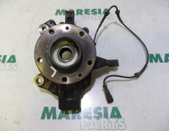 Stub Axle RENAULT MEGANE III Grandtour (KZ0/1)