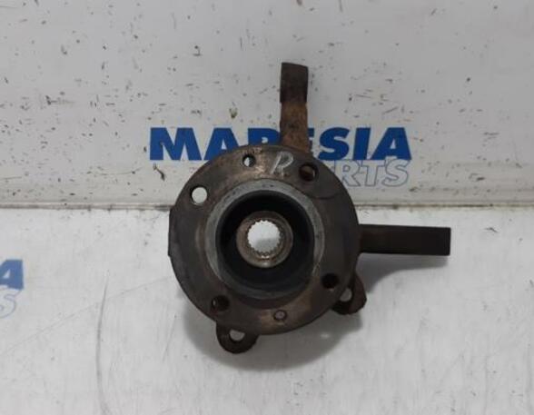 Stub Axle RENAULT TWINGO I (C06_)