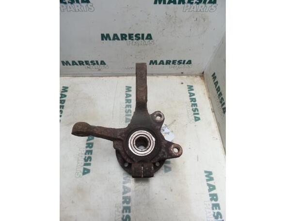 Stub Axle RENAULT TWINGO I (C06_)