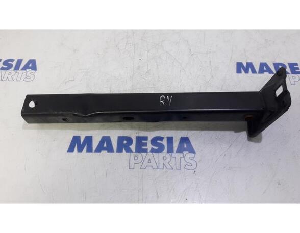 Front Axle Bracket CITROËN C3 PICASSO (SH_), PEUGEOT 207 (WA_, WC_), PEUGEOT 207 CC (WD_), PEUGEOT 207 SW (WK_)