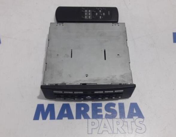 CD-Radio Renault Espace IV K 8200207099 P15353418