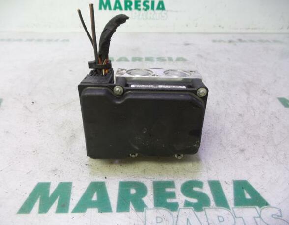 Pumpe ABS Renault Scenic II JM 7701067590 P8443181