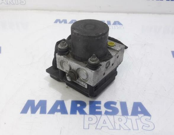 Pumpe ABS Alfa Romeo Mito 955 71754701 P12553377