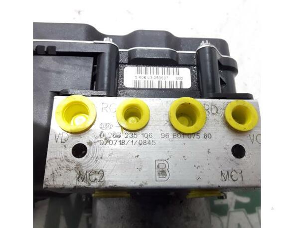 Pumpe ABS Peugeot 308  0265235106 P11141092