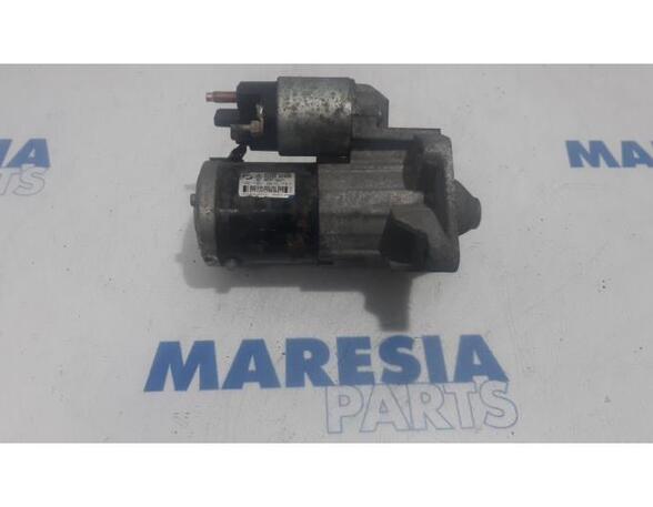 Startmotor RENAULT Trafic III Kasten (FG)