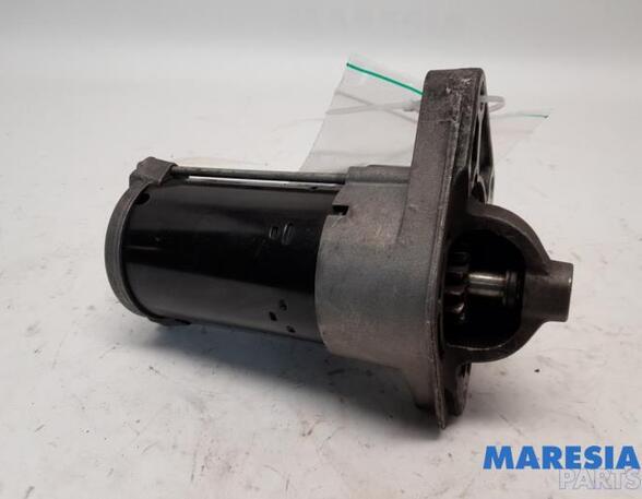 Startmotor RENAULT Trafic III Kasten (FG)