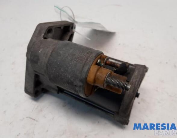 Startmotor RENAULT Trafic III Kasten (FG)