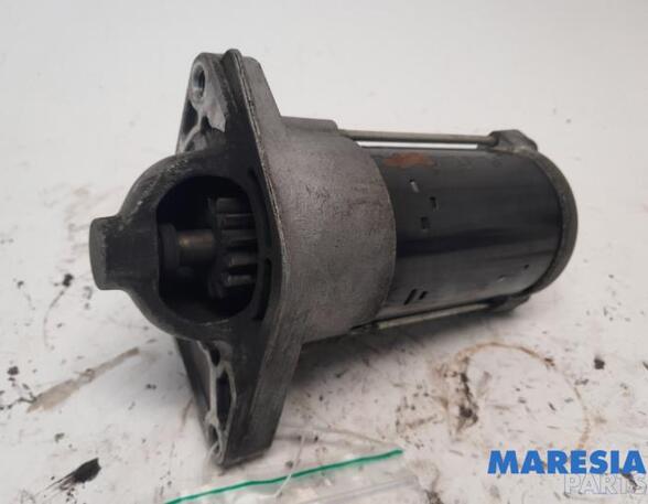 Startmotor RENAULT Trafic III Kasten (FG)