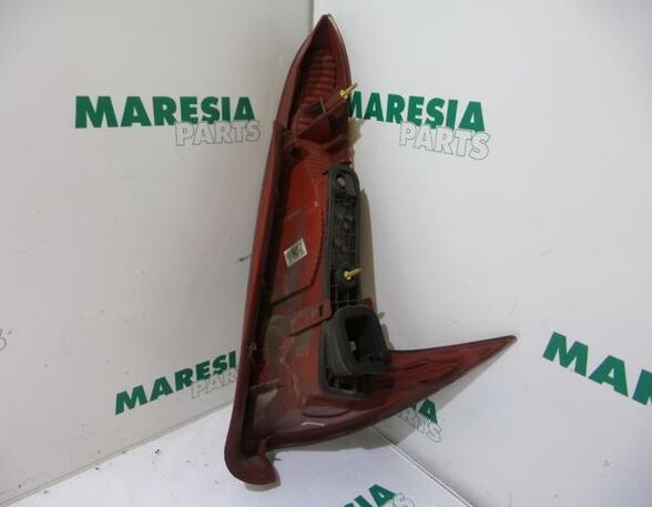 Combination Rearlight PEUGEOT 206 SW (2E/K)