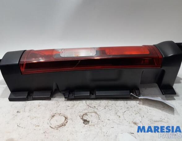 Combination Rearlight RENAULT TRAFIC III Van (FG_)