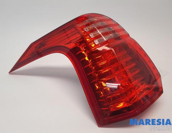 Combination Rearlight PEUGEOT 5008 (0E, 0U)