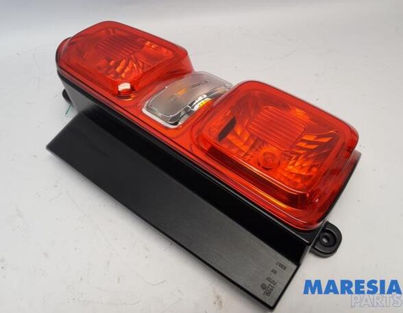 Combination Rearlight PEUGEOT Expert Kasten (V)