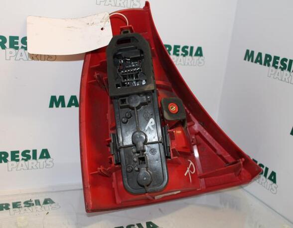 Combination Rearlight RENAULT CLIO II (BB_, CB_), RENAULT THALIA I (LB_), RENAULT CLIO III (BR0/1, CR0/1)