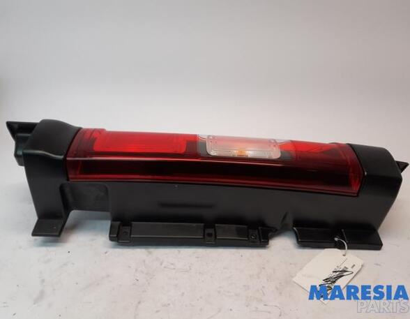 Combination Rearlight NISSAN NV300 Van (X82), NISSAN PRIMASTAR Van (X82)