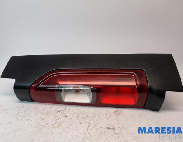 Combination Rearlight RENAULT TRAFIC III Van (FG_)