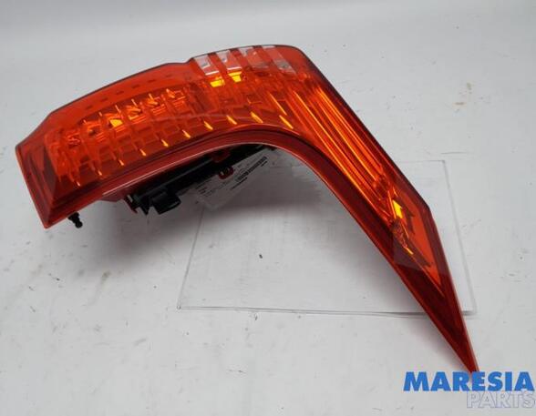 Combination Rearlight PEUGEOT 5008 (0U_, 0E_)