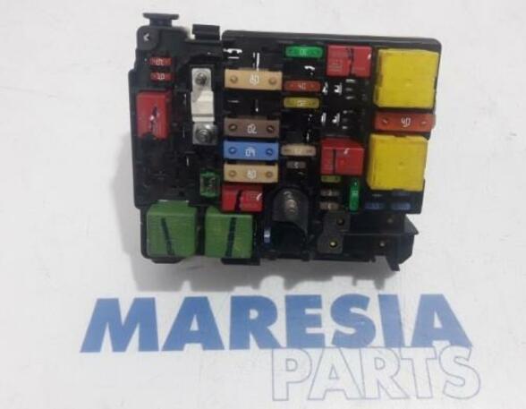 Fuse Box PEUGEOT 2008 I (CU)