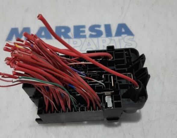 Fuse Box RENAULT MEGANE III Grandtour (KZ0/1)