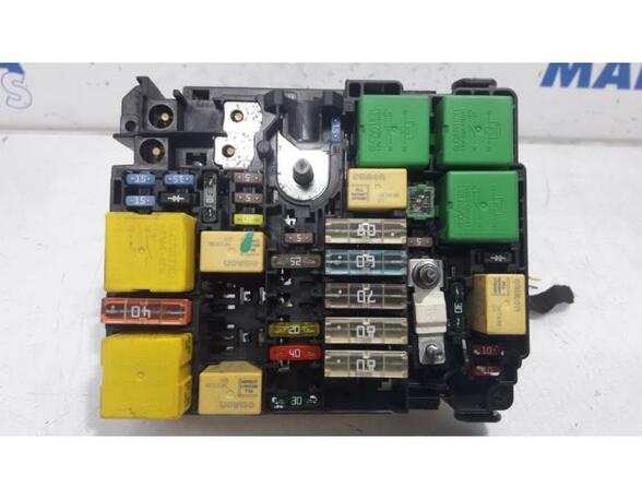 Fuse Box PEUGEOT 208 I (CA, CC)