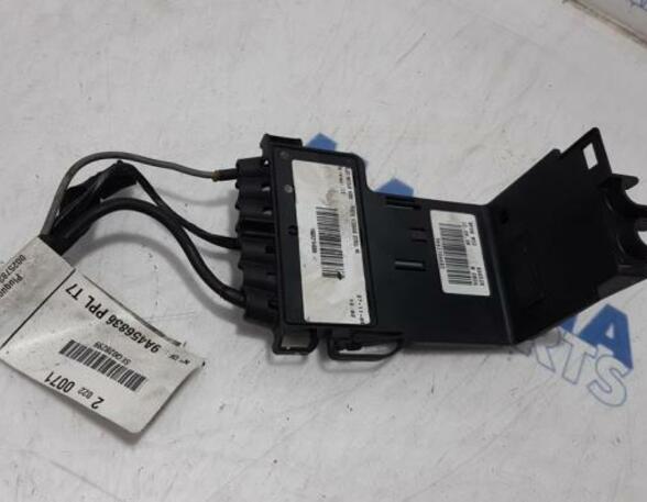 Fuse Box PEUGEOT 308 I (4A_, 4C_), PEUGEOT 308 SW I (4E_, 4H_)