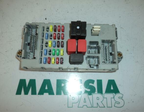 Fuse Box FIAT Punto (188), FIAT Punto Kasten/Schrägheck (188)