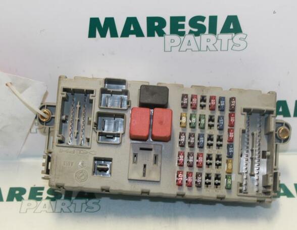 Fuse Box FIAT Punto (188), FIAT Punto Kasten/Schrägheck (188)