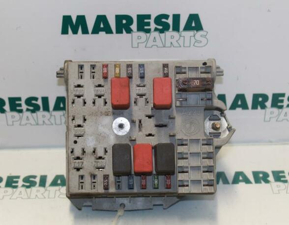 Fuse Box FIAT Punto (188), FIAT Punto Kasten/Schrägheck (188)