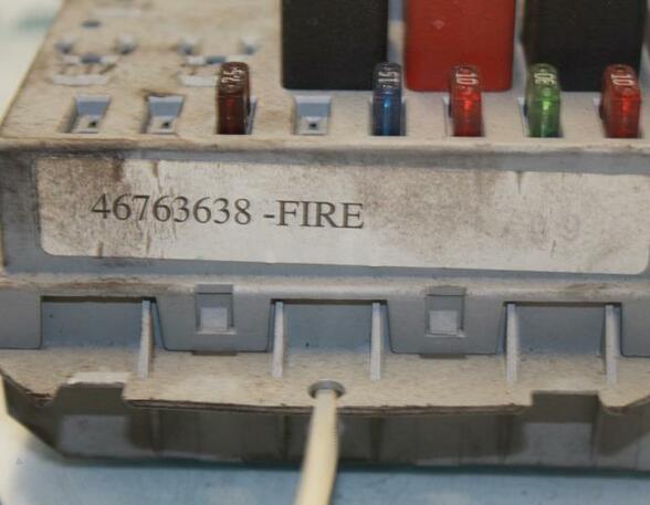 Fuse Box FIAT Punto (188), FIAT Punto Kasten/Schrägheck (188)