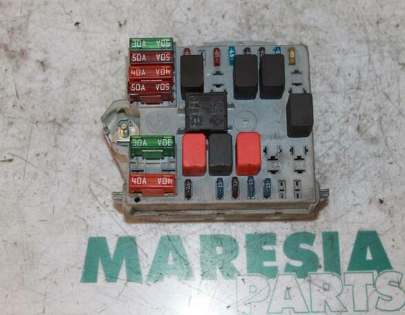 Fuse Box ALFA ROMEO 147 (937)