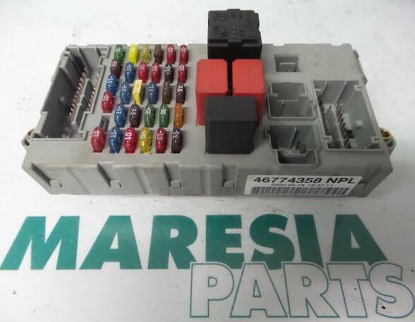 Fuse Box FIAT Punto (188)