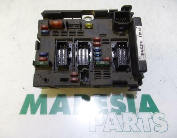 Fuse Box PEUGEOT 307 (3A/C)