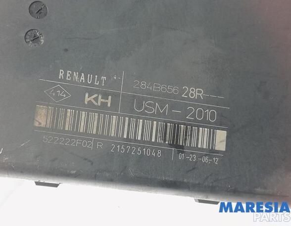 Fuse Box RENAULT MEGANE III Coupe (DZ0/1_)