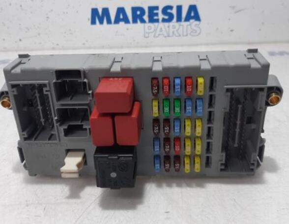 Fuse Box FIAT CROMA (194_)