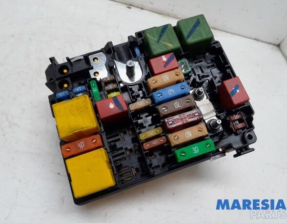 Fuse Box PEUGEOT 208 I (CA_, CC_), PEUGEOT 2008 I (CU_), CITROËN C-ELYSEE (DD_), CITROËN C3 II (SC_)