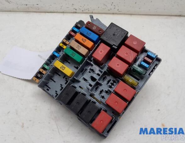 Fuse Box FIAT 500 (312_), FIAT 500 C (312_), LANCIA YPSILON (312_), ABARTH 500C / 595C / 695C (312_)