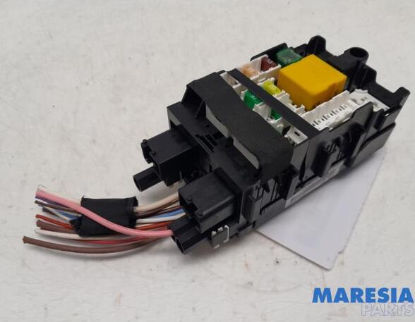 Fuse Box PEUGEOT 308 II (LB_, LP_, LW_, LH_, L3_)