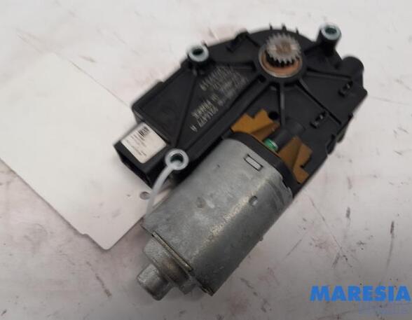 Motor schuifdak ALFA ROMEO Giulietta (940), FIAT 500 (312), FIAT 500 C (312), RENAULT Megane II Kombi (KM0/1)