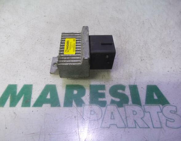 Glow Plug Relay Preheating RENAULT Twingo II (CN0)