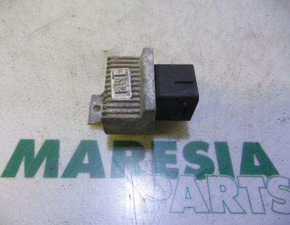 Glow Plug Relay Preheating RENAULT MEGANE III Grandtour (KZ0/1)