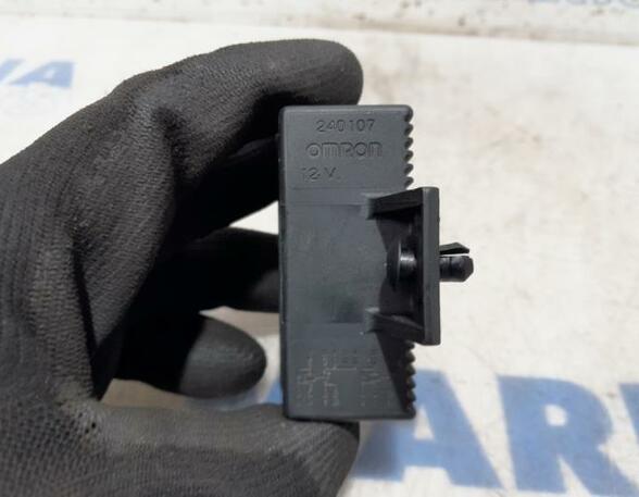 Glow Plug Relay Preheating PEUGEOT PARTNER Box Body/MPV