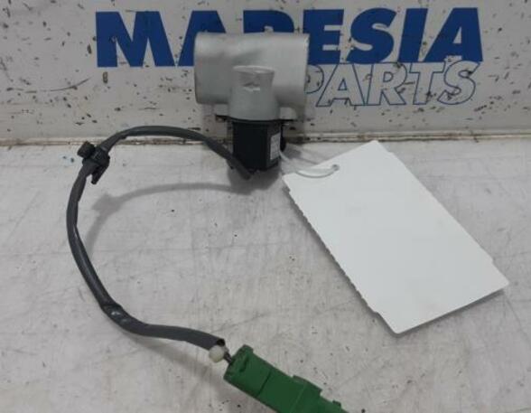 Sensor Renault Zoe BFM 924871682R P17971087