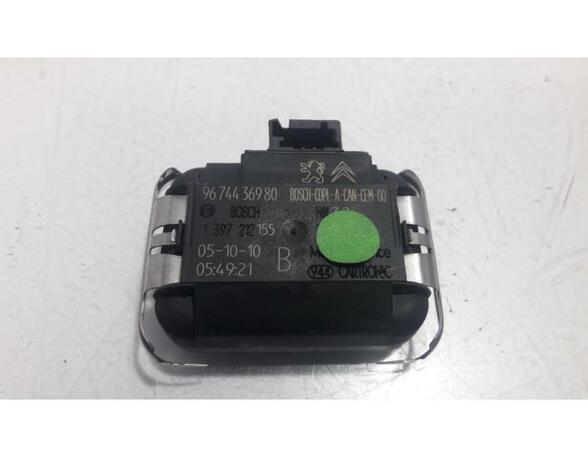 Sensor Peugeot 5008  9674436980 P15015993