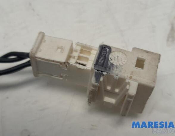 Sensor Peugeot 307 CC  8484L3 P21250789