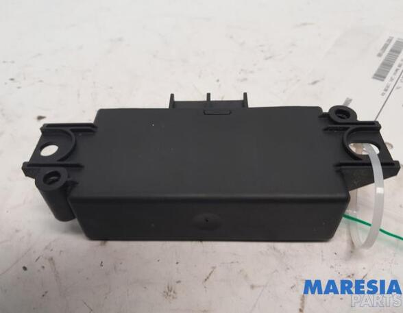 Regeleenheid park distance control RENAULT TRAFIC III Van (FG_)