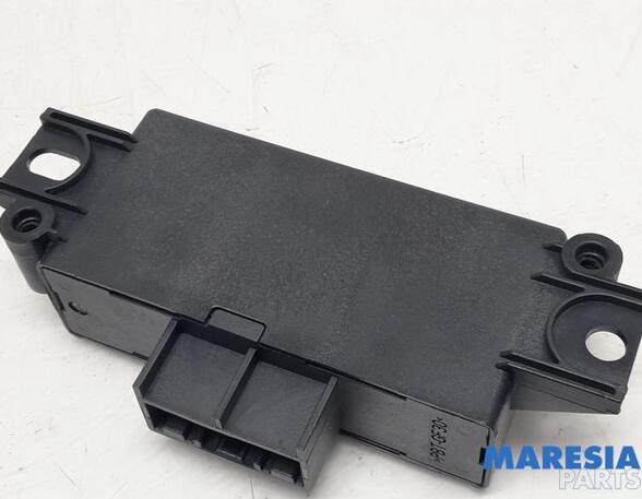 Control unit for parking support RENAULT TRAFIC III Van (FG_)