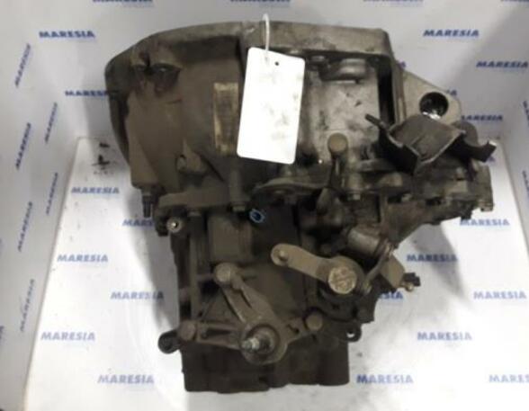 Schaltgetriebe Renault Megane II Stufenheck M ND0001 P2128494